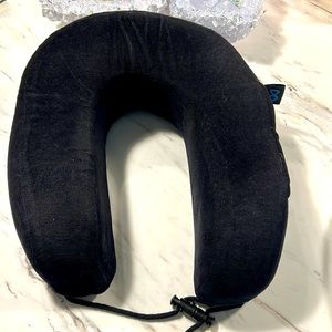 Everlasting Comfort Neck rest & bag!